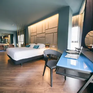 4* Hotell Catedral